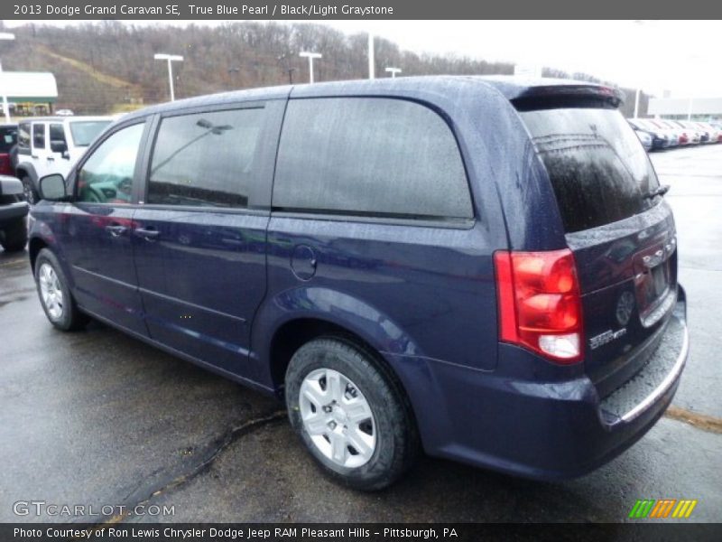 True Blue Pearl / Black/Light Graystone 2013 Dodge Grand Caravan SE