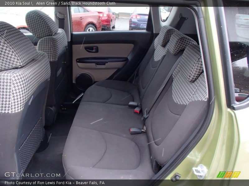 Rear Seat of 2010 Soul !