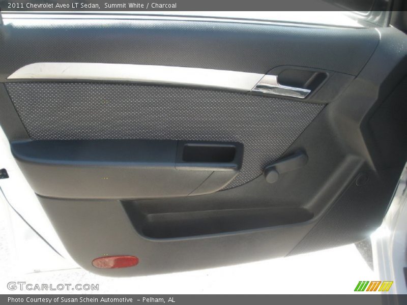 Summit White / Charcoal 2011 Chevrolet Aveo LT Sedan