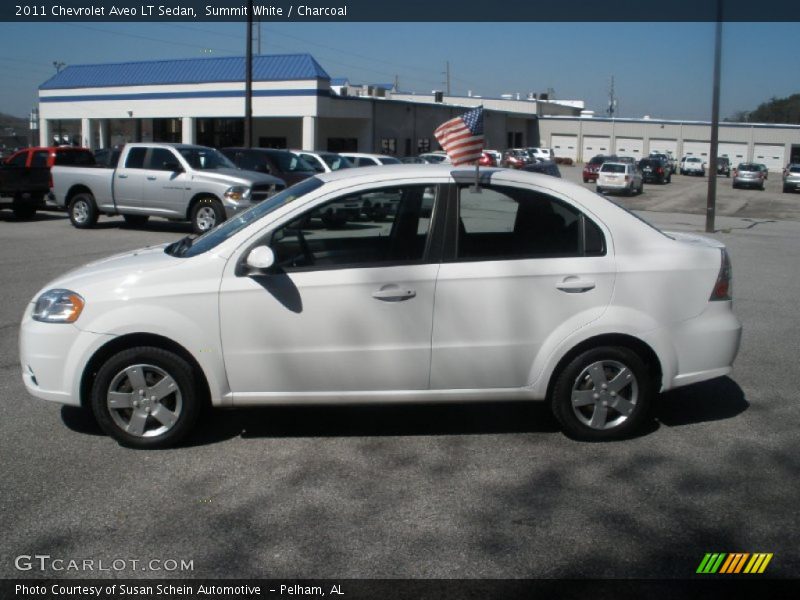 Summit White / Charcoal 2011 Chevrolet Aveo LT Sedan