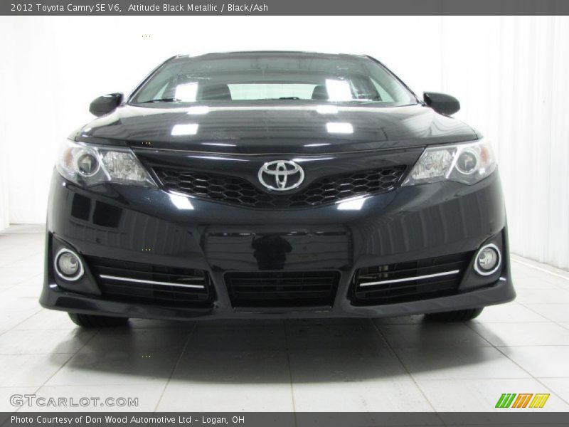 Attitude Black Metallic / Black/Ash 2012 Toyota Camry SE V6