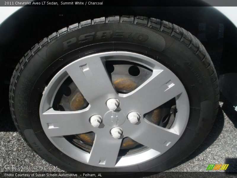 Summit White / Charcoal 2011 Chevrolet Aveo LT Sedan