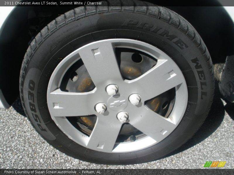 Summit White / Charcoal 2011 Chevrolet Aveo LT Sedan