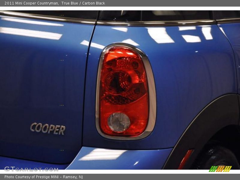 True Blue / Carbon Black 2011 Mini Cooper Countryman