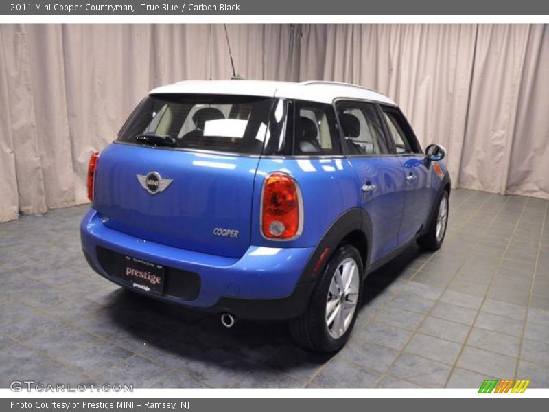 True Blue / Carbon Black 2011 Mini Cooper Countryman