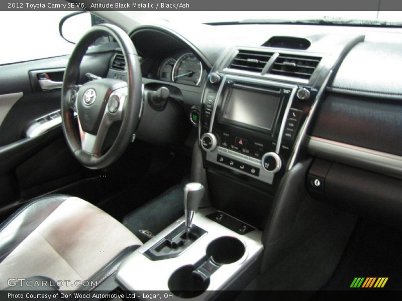 Attitude Black Metallic / Black/Ash 2012 Toyota Camry SE V6