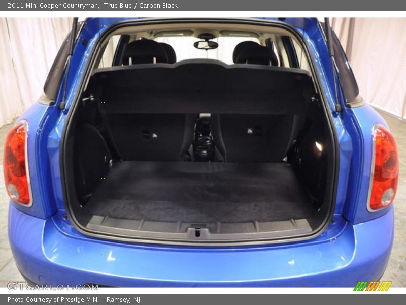 True Blue / Carbon Black 2011 Mini Cooper Countryman