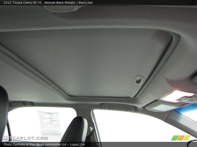 Attitude Black Metallic / Black/Ash 2012 Toyota Camry SE V6
