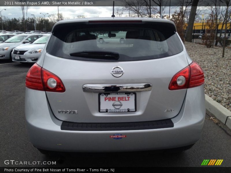 Silver Ice Metallic / Black 2011 Nissan Rogue S AWD