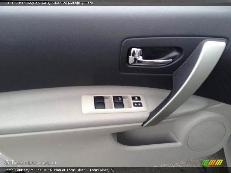 Silver Ice Metallic / Black 2011 Nissan Rogue S AWD