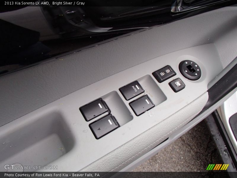 Controls of 2013 Sorento LX AWD