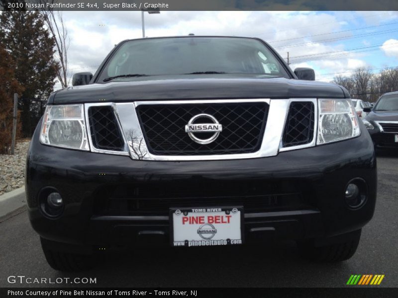 Super Black / Graphite 2010 Nissan Pathfinder SE 4x4