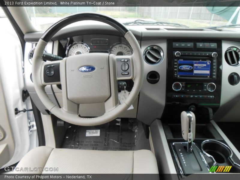 Dashboard of 2013 Expedition Limited