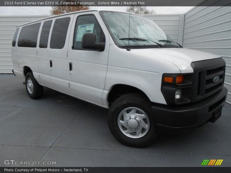 Front 3/4 View of 2013 E Series Van E350 XL Extended Passenger
