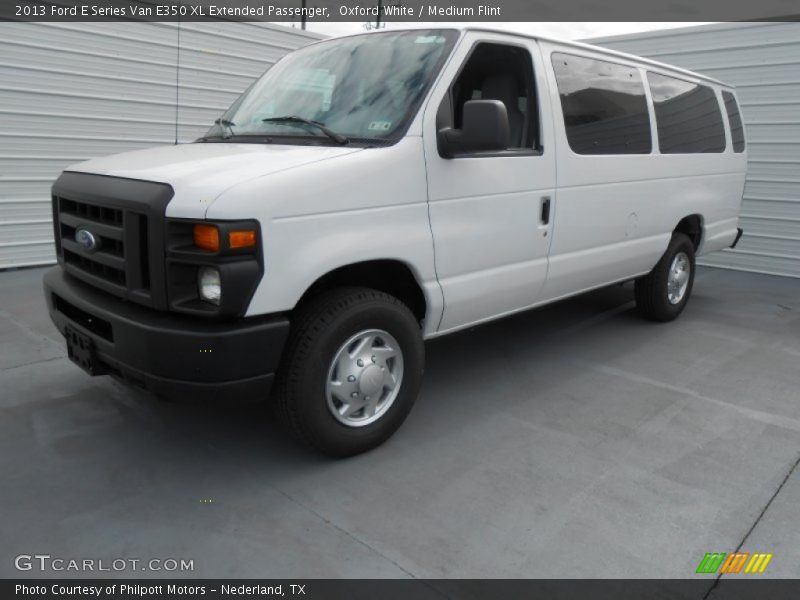 Front 3/4 View of 2013 E Series Van E350 XL Extended Passenger