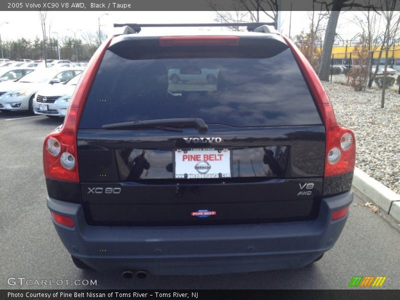 Black / Taupe 2005 Volvo XC90 V8 AWD