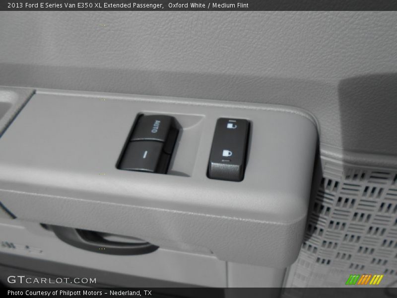 Oxford White / Medium Flint 2013 Ford E Series Van E350 XL Extended Passenger