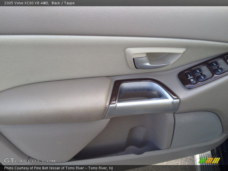 Black / Taupe 2005 Volvo XC90 V8 AWD