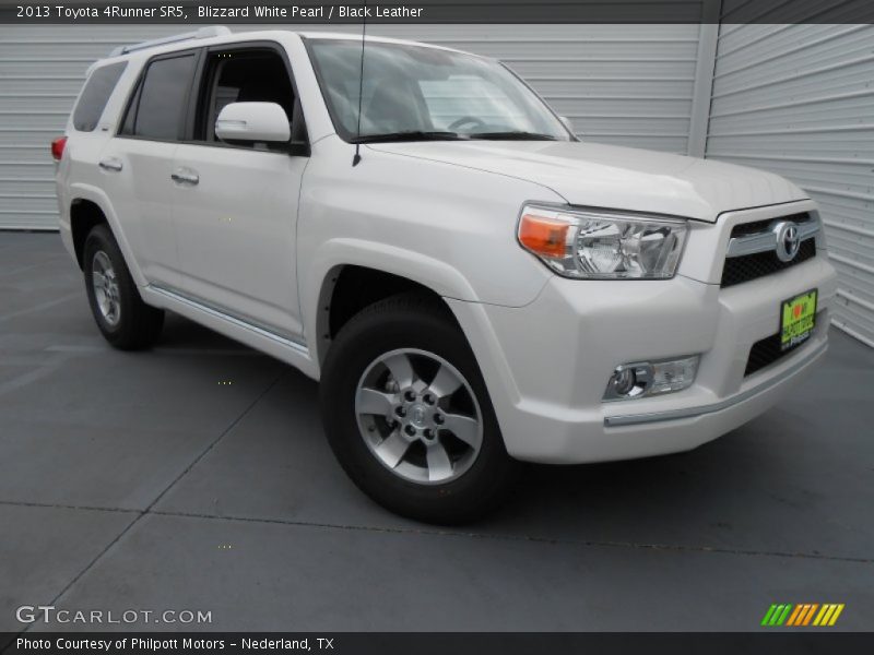 Blizzard White Pearl / Black Leather 2013 Toyota 4Runner SR5