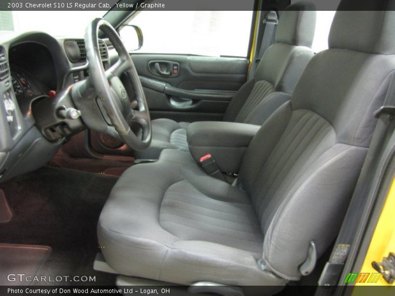 Front Seat of 2003 S10 LS Regular Cab