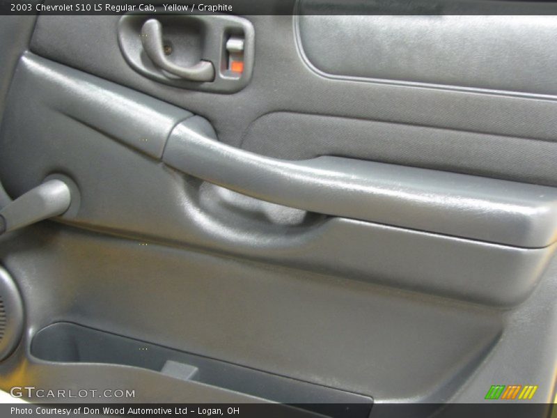 Yellow / Graphite 2003 Chevrolet S10 LS Regular Cab