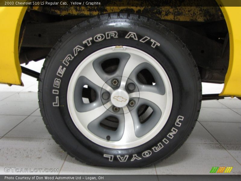 Yellow / Graphite 2003 Chevrolet S10 LS Regular Cab