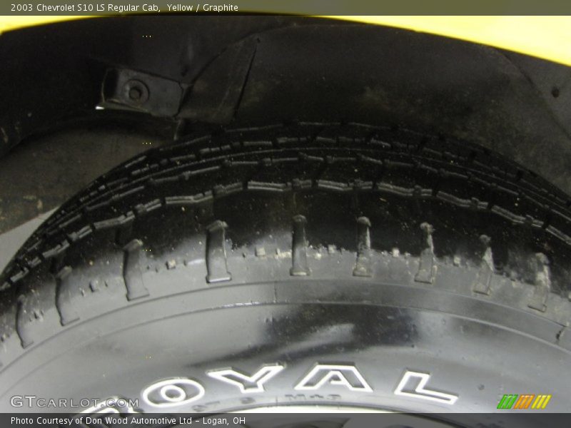 Yellow / Graphite 2003 Chevrolet S10 LS Regular Cab