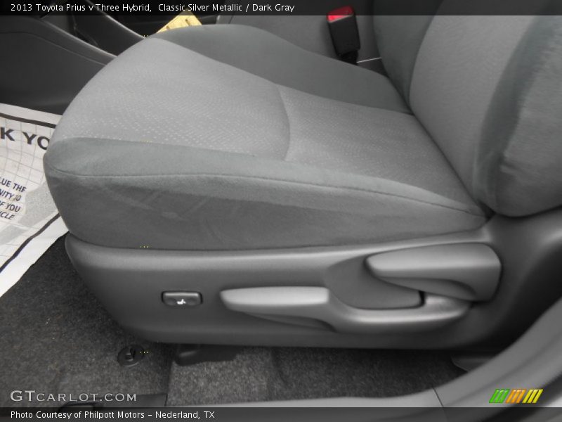 Classic Silver Metallic / Dark Gray 2013 Toyota Prius v Three Hybrid