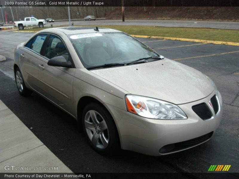 Gold Mist Metallic / Light Taupe 2009 Pontiac G6 Sedan