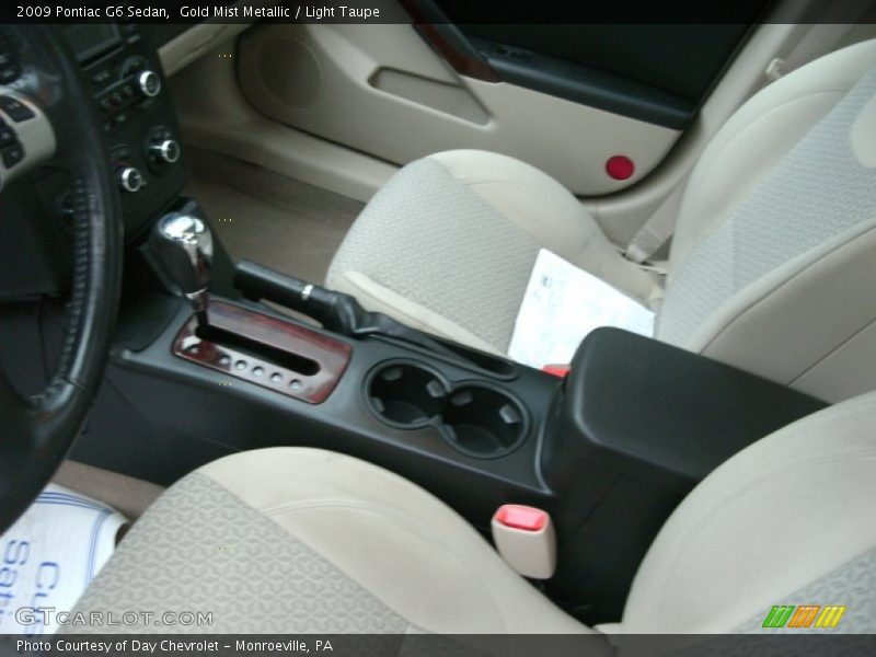 Gold Mist Metallic / Light Taupe 2009 Pontiac G6 Sedan