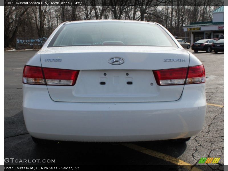 Arctic White / Gray 2007 Hyundai Sonata GLS