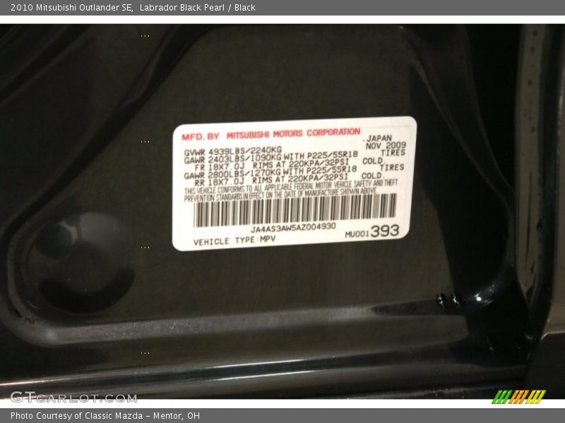Labrador Black Pearl / Black 2010 Mitsubishi Outlander SE