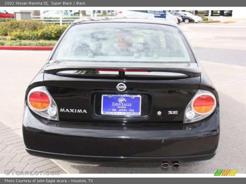 Super Black / Black 2002 Nissan Maxima SE