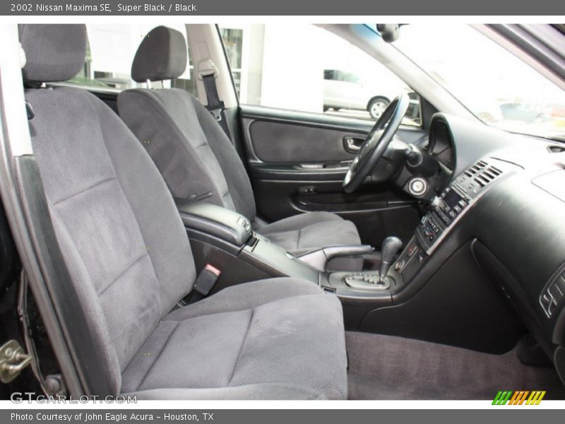 Super Black / Black 2002 Nissan Maxima SE