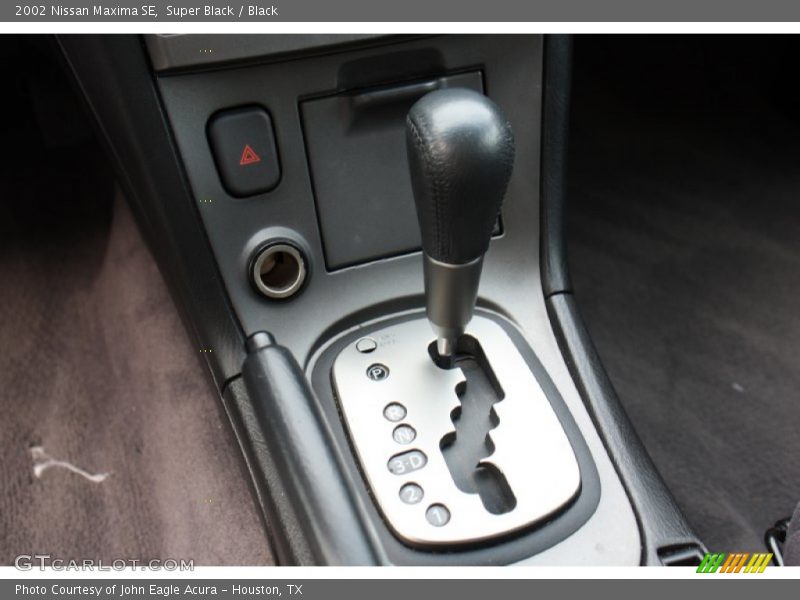 Super Black / Black 2002 Nissan Maxima SE