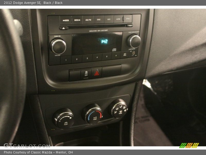 Black / Black 2012 Dodge Avenger SE