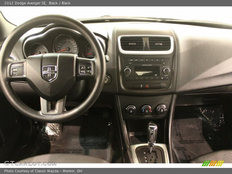 Black / Black 2012 Dodge Avenger SE