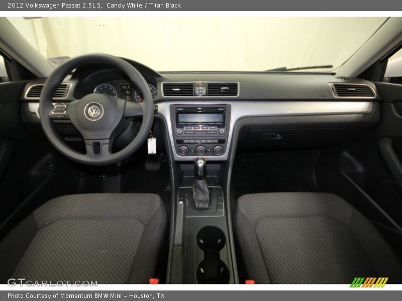 Candy White / Titan Black 2012 Volkswagen Passat 2.5L S