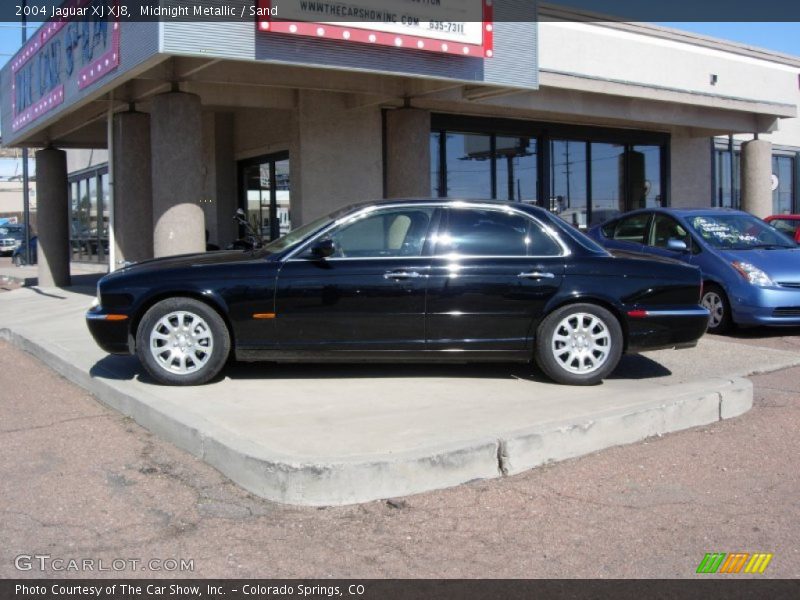 Midnight Metallic / Sand 2004 Jaguar XJ XJ8