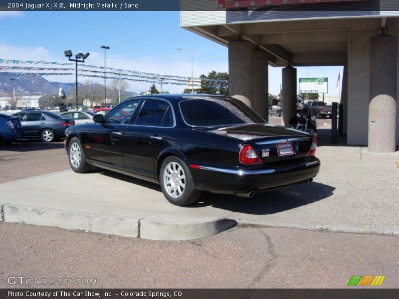 Midnight Metallic / Sand 2004 Jaguar XJ XJ8