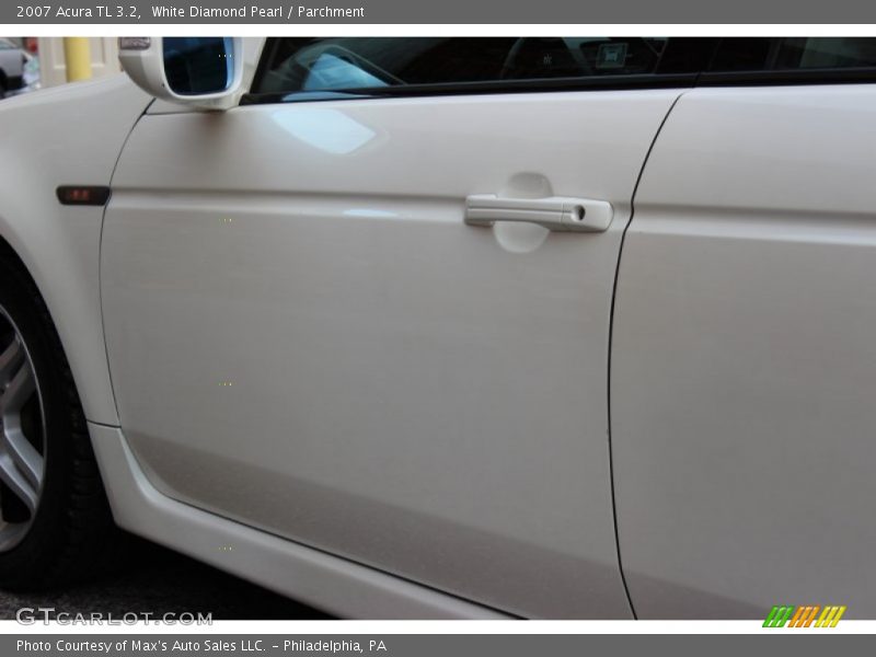 White Diamond Pearl / Parchment 2007 Acura TL 3.2