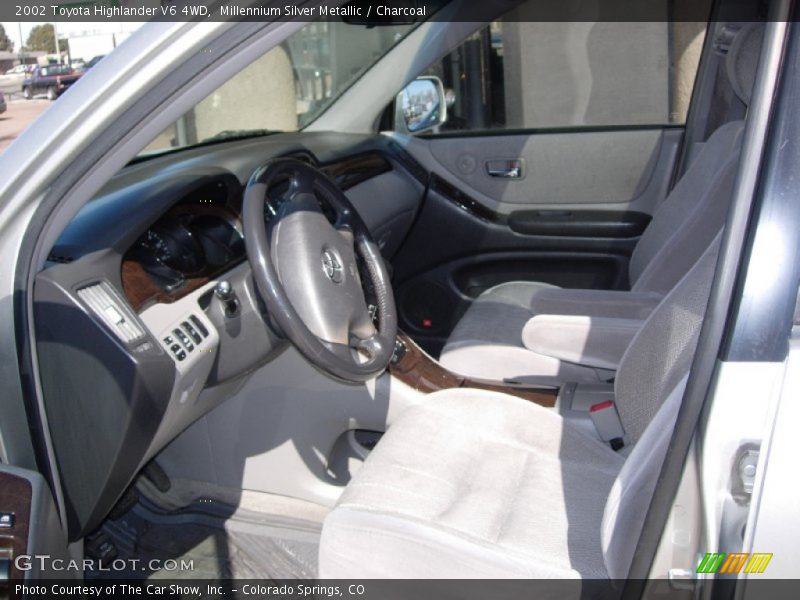 Millennium Silver Metallic / Charcoal 2002 Toyota Highlander V6 4WD