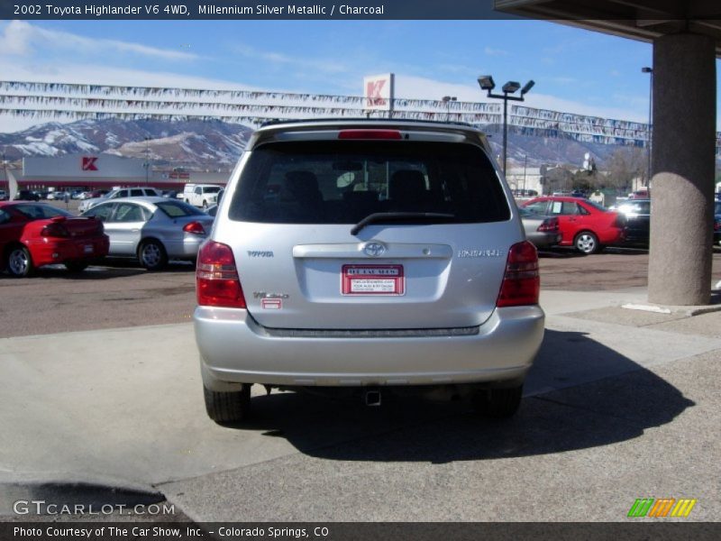 Millennium Silver Metallic / Charcoal 2002 Toyota Highlander V6 4WD
