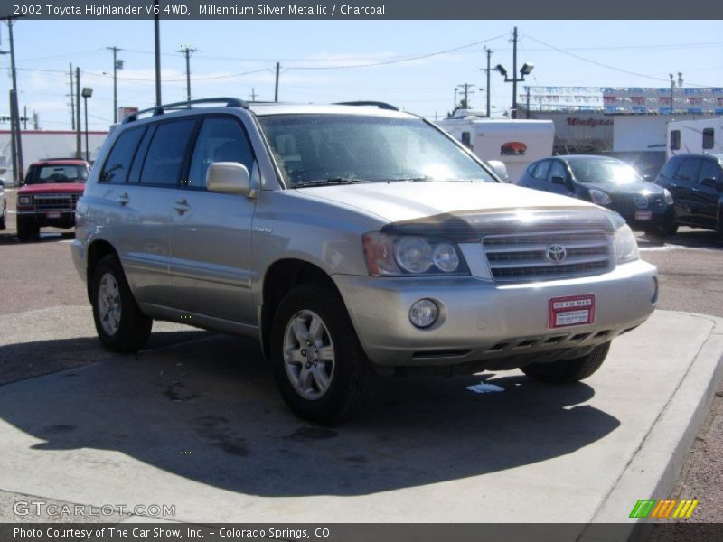 Millennium Silver Metallic / Charcoal 2002 Toyota Highlander V6 4WD