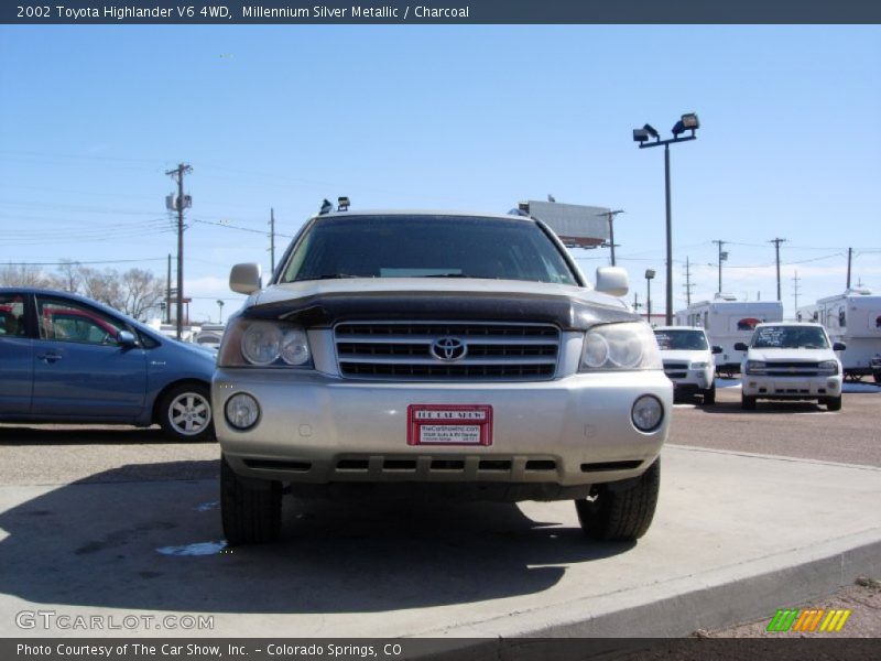 Millennium Silver Metallic / Charcoal 2002 Toyota Highlander V6 4WD
