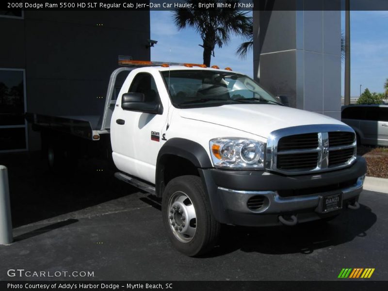 Bright White / Khaki 2008 Dodge Ram 5500 HD SLT Regular Cab Jerr-Dan Car Hauler