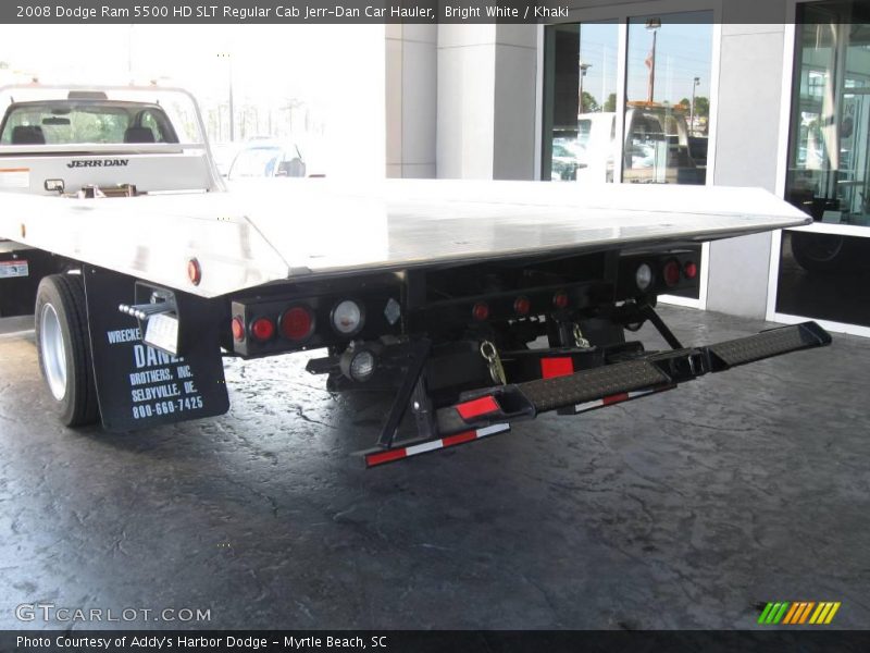 Bright White / Khaki 2008 Dodge Ram 5500 HD SLT Regular Cab Jerr-Dan Car Hauler