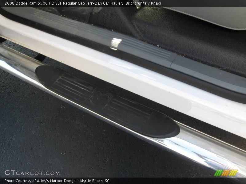 Bright White / Khaki 2008 Dodge Ram 5500 HD SLT Regular Cab Jerr-Dan Car Hauler