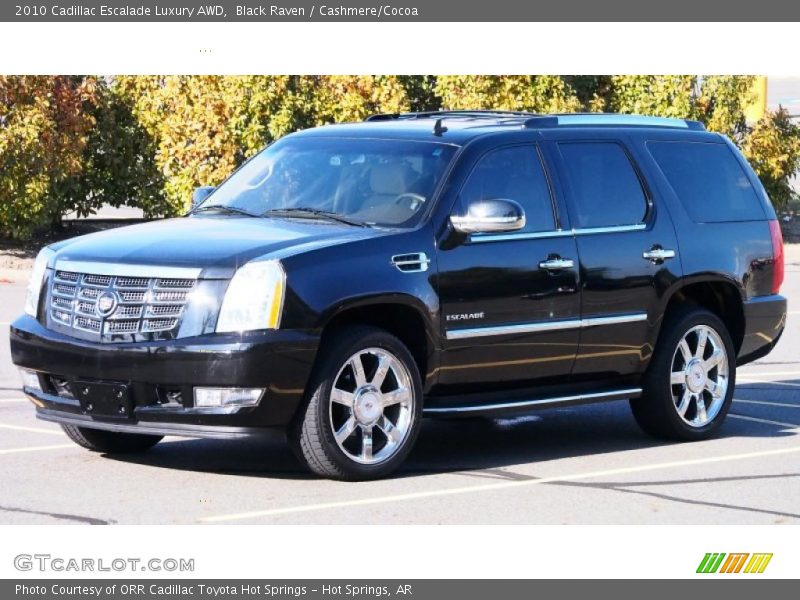 Front 3/4 View of 2010 Escalade Luxury AWD