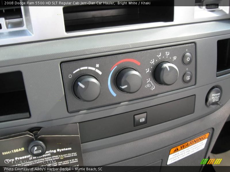 Bright White / Khaki 2008 Dodge Ram 5500 HD SLT Regular Cab Jerr-Dan Car Hauler